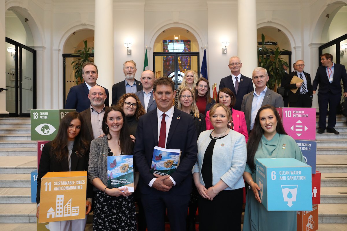 SDG team, Stakeholders Minister Ryan Pic 1.JPG